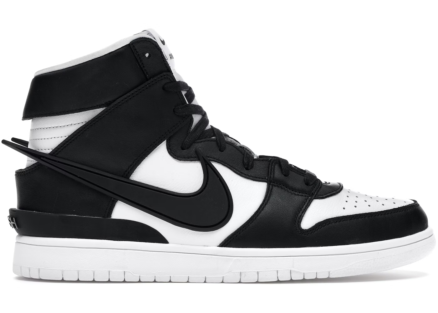 Nike Dunk High Ambush Black White THE GARDEN